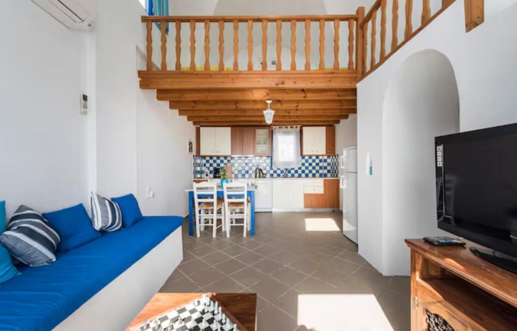 Santorini Traditional Suites Вотон Экстерьер фото