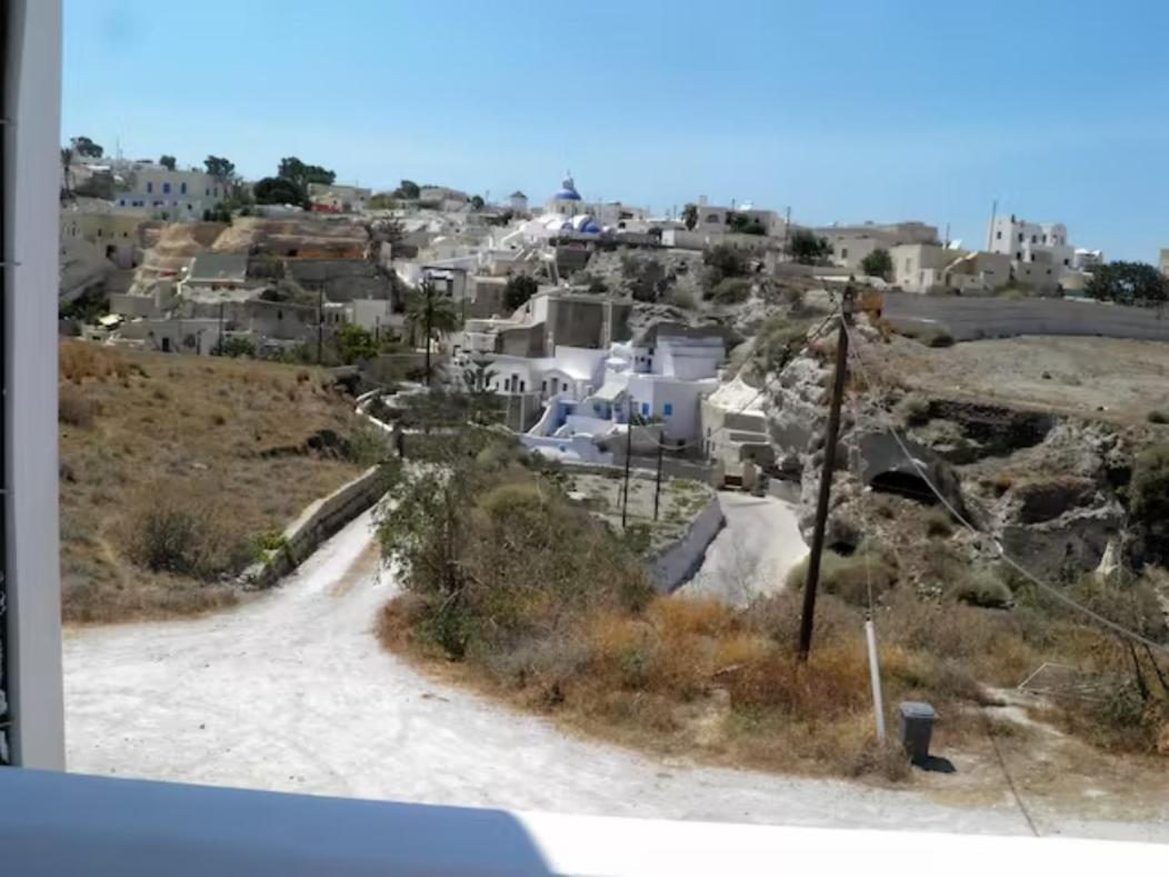 Santorini Traditional Suites Вотон Экстерьер фото