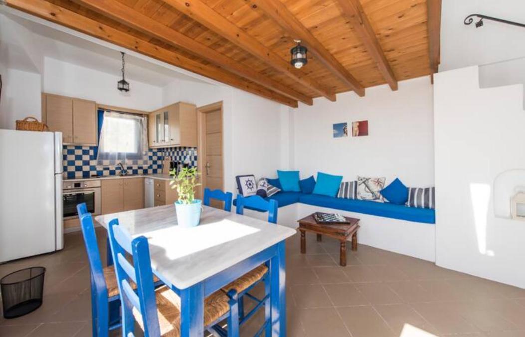 Santorini Traditional Suites Вотон Экстерьер фото