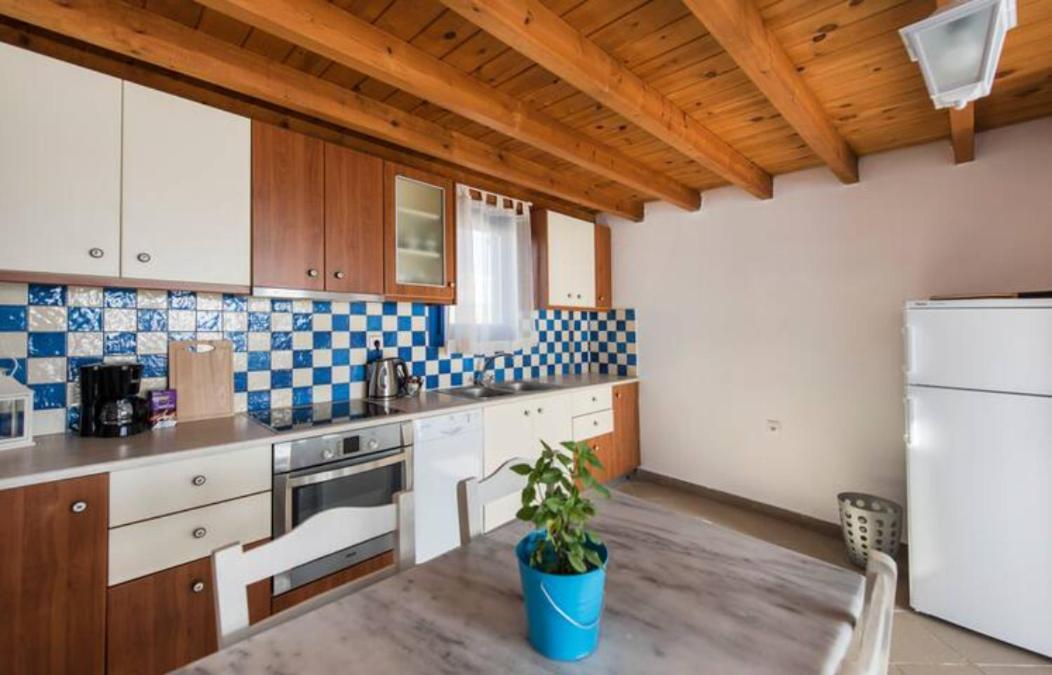 Santorini Traditional Suites Вотон Экстерьер фото