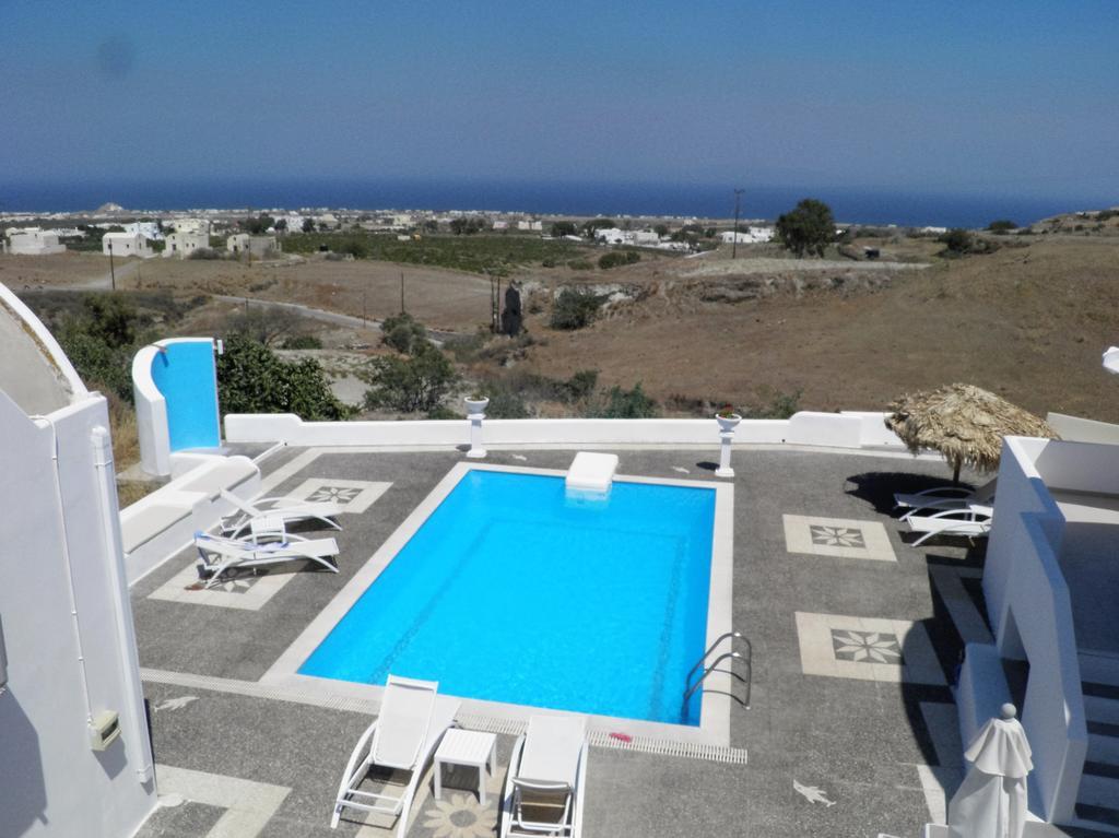 Santorini Traditional Suites Вотон Экстерьер фото