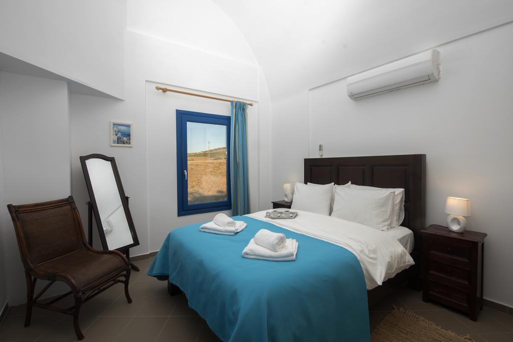 Santorini Traditional Suites Вотон Экстерьер фото